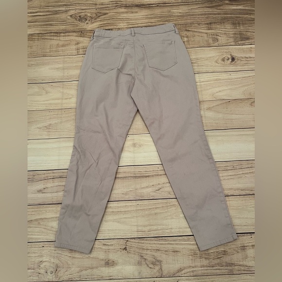 STYLE & CO Purple curve Skinny leg Jeans with Elastic Waistband/size 12 - Picture 6 of 7